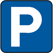 Ampio parcheggio